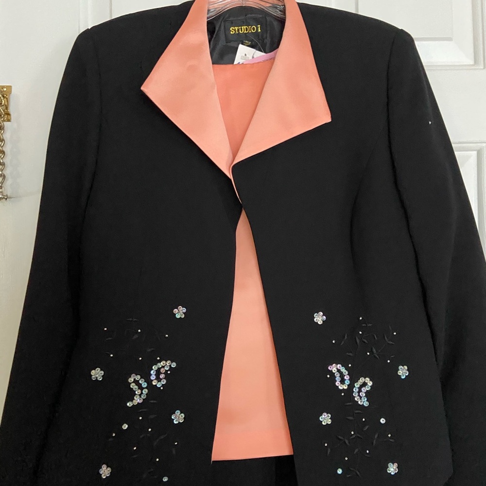 Women’s Three Piece Pants Suits